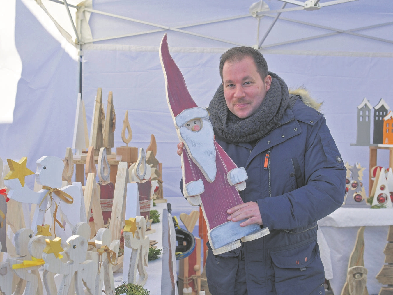 41. Weezer Weihnachtsmarkt Auf dem Weezer Weihnachtsmarkt warten viele liebevoll gestaltete Produkte und Geschenkideen. NN-Foto: Archiv/Gerhard Seybert