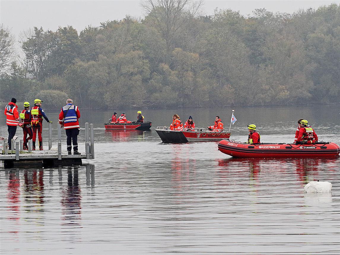Auf der Xantener Nordsee waren mehrere Rettungsboote im Einsatz. NN-Foto: Theo Leie