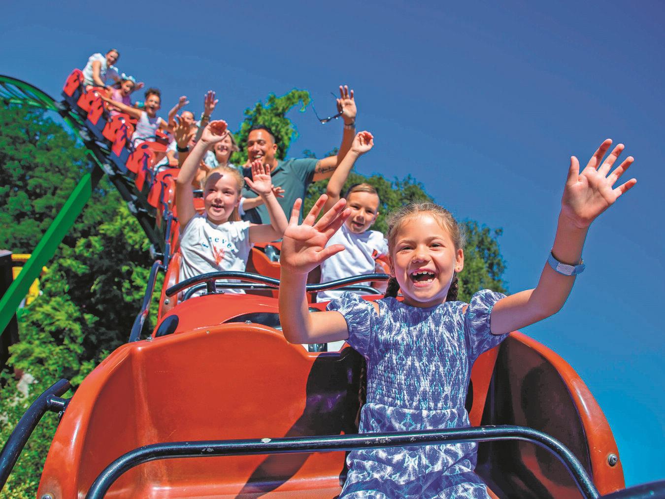 Auf die kleinen Besucher wartet eine Achterbahn, die es gern schnell und wild mögen, aber für den Looping noch zu klein sind. Foto: Tivoli