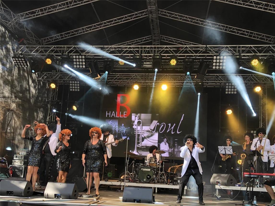 Auf ein Wiedersehen mit ihren Fans freut sich die Soulband „Halle B“. Foto: privat