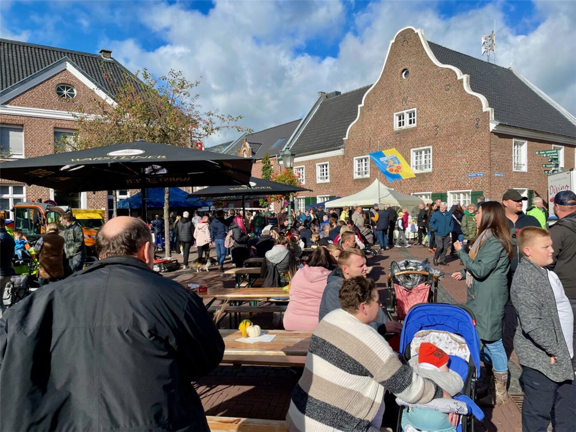 Auf viele Besucher freut sich der Nieukerker Werbering am Sonntag, 12. Oktober, wenn er zum Natur- und Umweltmarkt in den Ortskern einlädt. Fotos: Gemeinde Kerken
