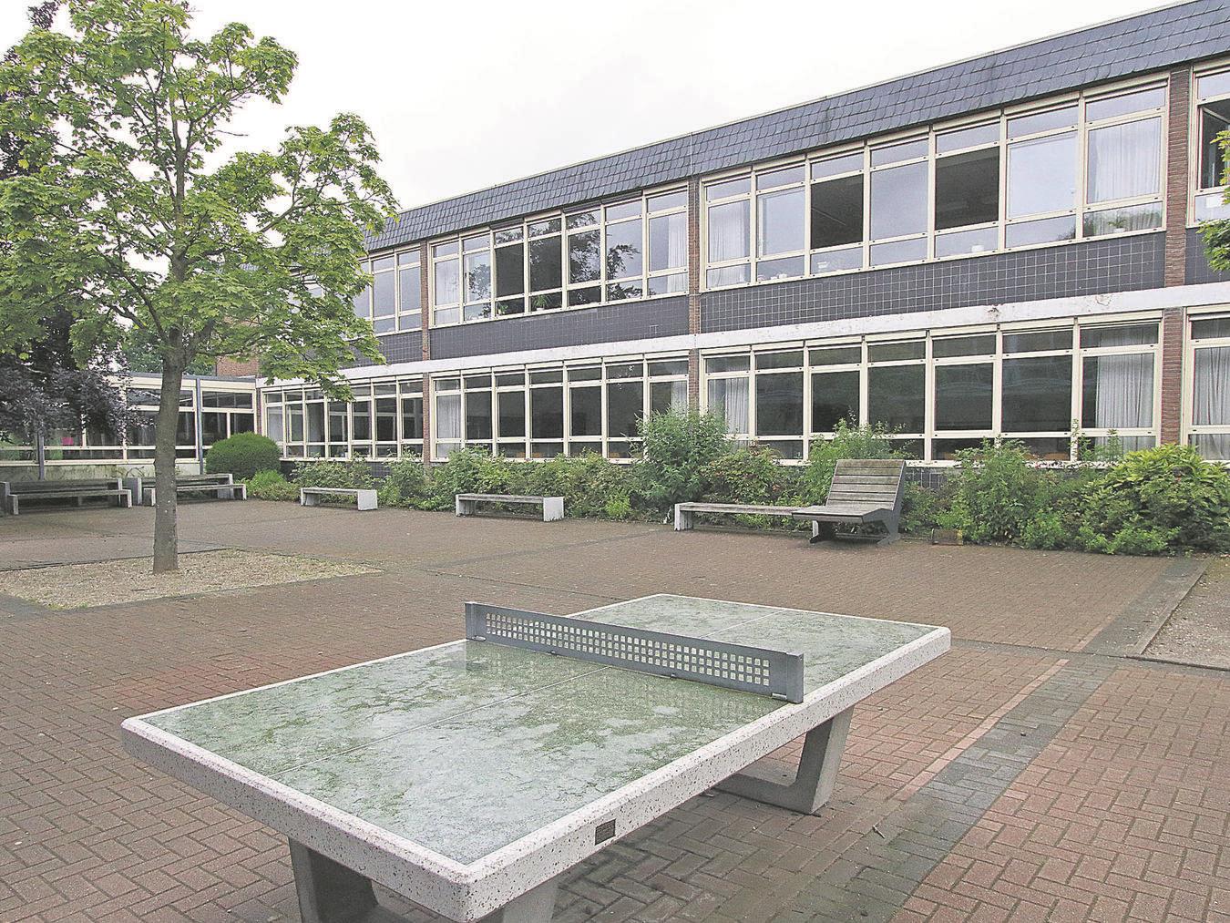„Spee adé“: Gymnasium
schließt bald seine Türen Aus Alt mach Neu: das FSG-Gebäude in Geldern