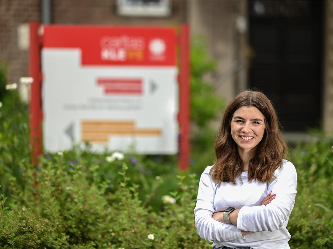 Ausbilderin Lena Lechtleitner koordiniert für die Caritas Kleve die Freiwilligendienste. Foto: Markus van Offern/Caritasverband Kleve