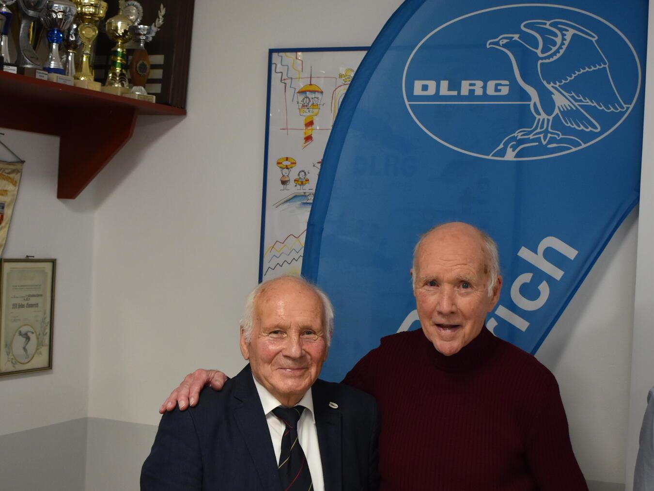 Auszeichnung: Ehrenvorsitzender Hännes Cirkel (l.) und Gerd Roemer.Foto: privat