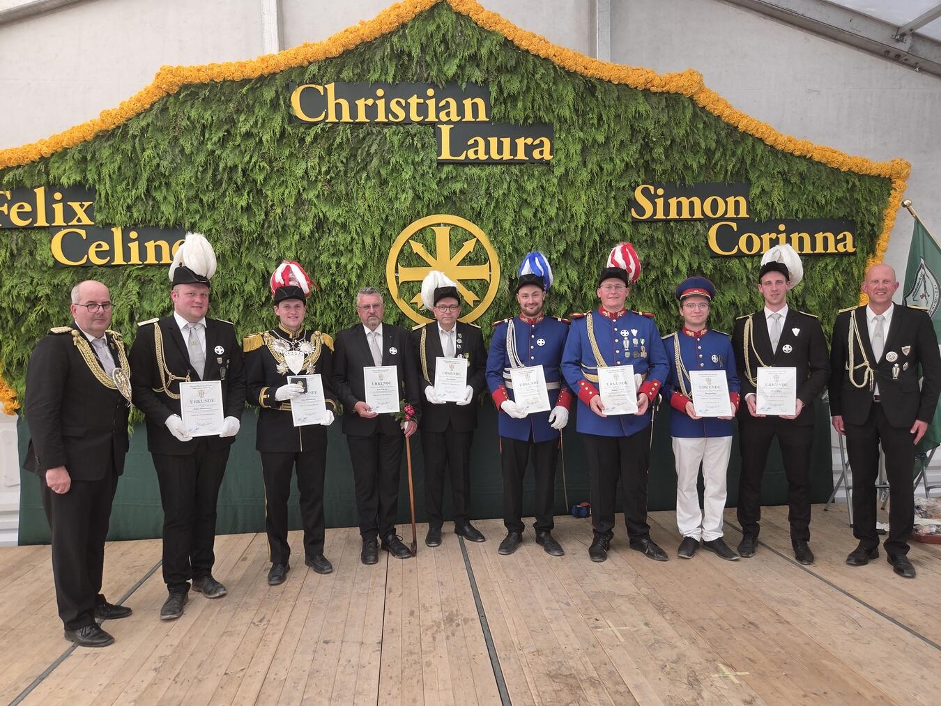 "Silbernes Verdienstkreuz Auszeichnungen: Harald Pasch, Lukas und Felix Timmermanns, Hubert Theisen, Edgar Strucken und weitere"