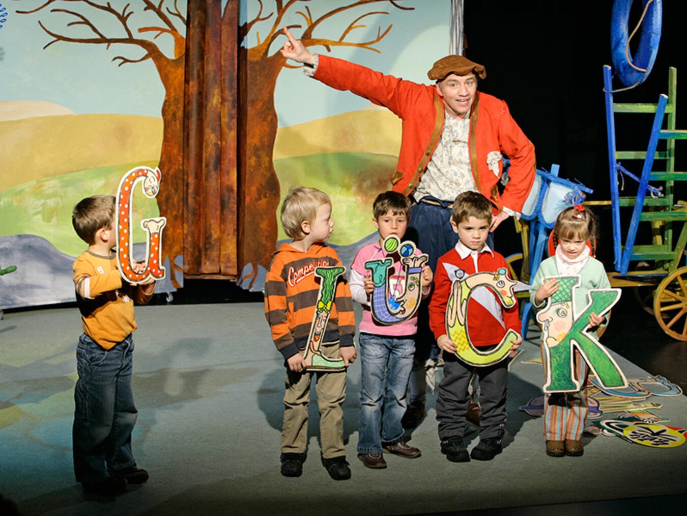 "Babilu und die Buchstabenbande Aufführung in Rees, Theater DonKidschote, Kinderstück, Buchstaben, Abenteuer"