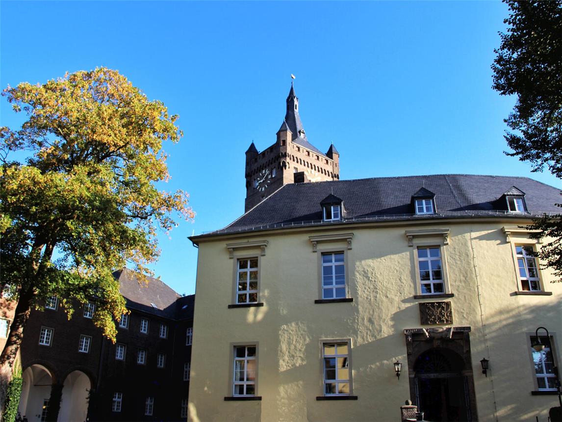 Bei der Führung werden auch die Gewölberäume im Spiegelturm und der Schwanenturm bis in den Speicher besichtigt. Foto: WTM