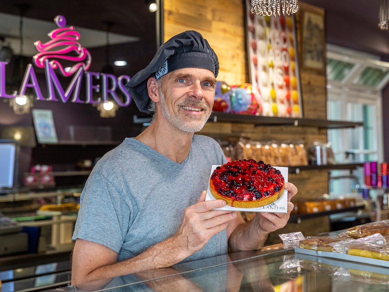 Bei der Konditorei Lamers auf der Parade wird der Limburger Vlaai mit viel Liebe zubereitet.