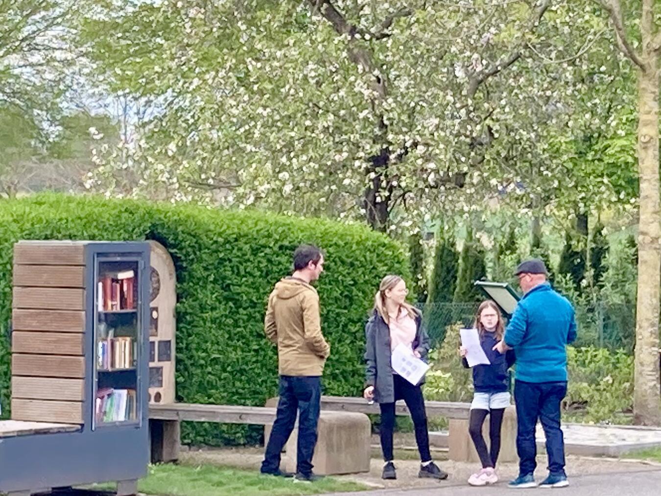 Bei der Rallye galt es, einige kniffelige Fragen zu lösen. Doch alle hatten ihren Spaß dabei. Foto: privat