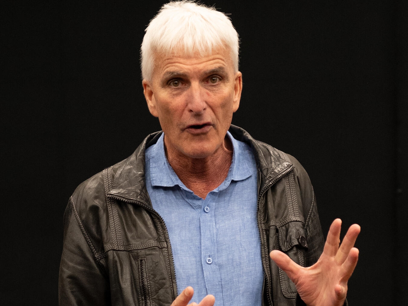 Bei Reiner Winkels wird nichts gelesen, auch im PAN werden alle Gedichte „performed“. Foto: Reiner Winkels