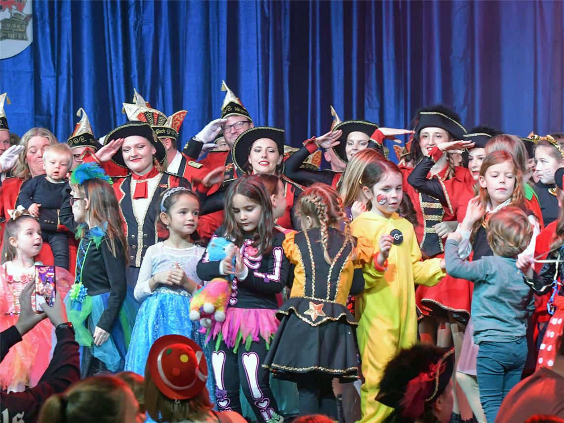 Beim Kinderkarneval werden wieder die schönsten Kostüme prämiert. NN-Foto: Archiv/Gerhard Seybert