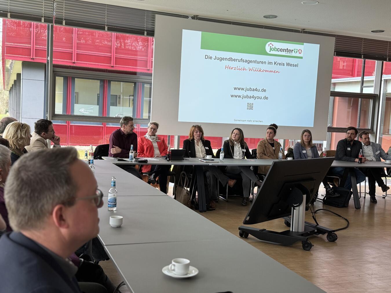 Beim Netzwerktreffen kamen Vertreter einiger Jugendeinrichtungen aus Geldern und der Umgebung zusammen. Foto: Stadt Geldern/Gossens