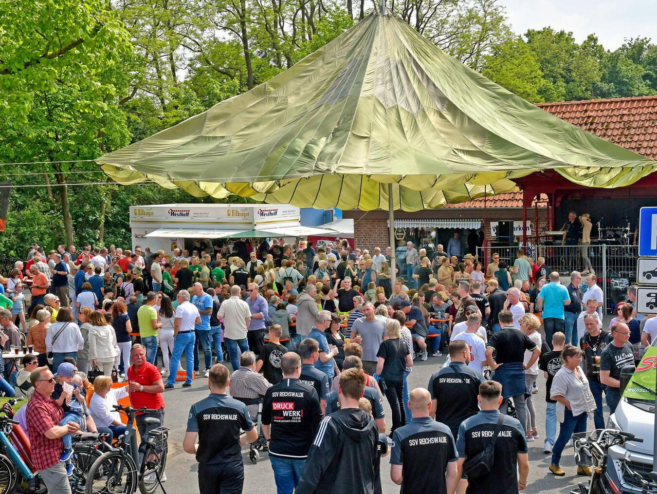Beim Vatertagsfest in Griethausen ist immer richtig viel los. NN-Foto (Archiv): Rüdiger Dehnen
