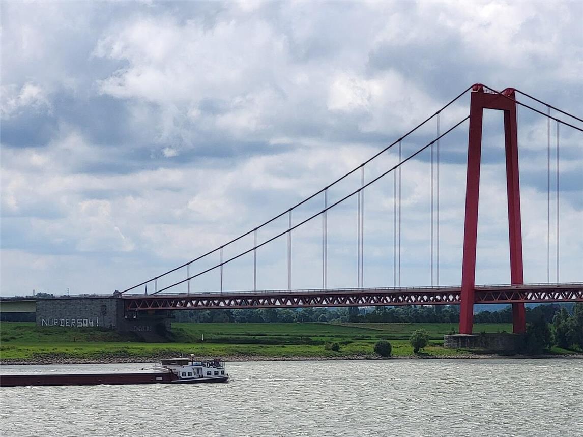 Weitere Arbeiten auf der Rheinbrücke Emmerich