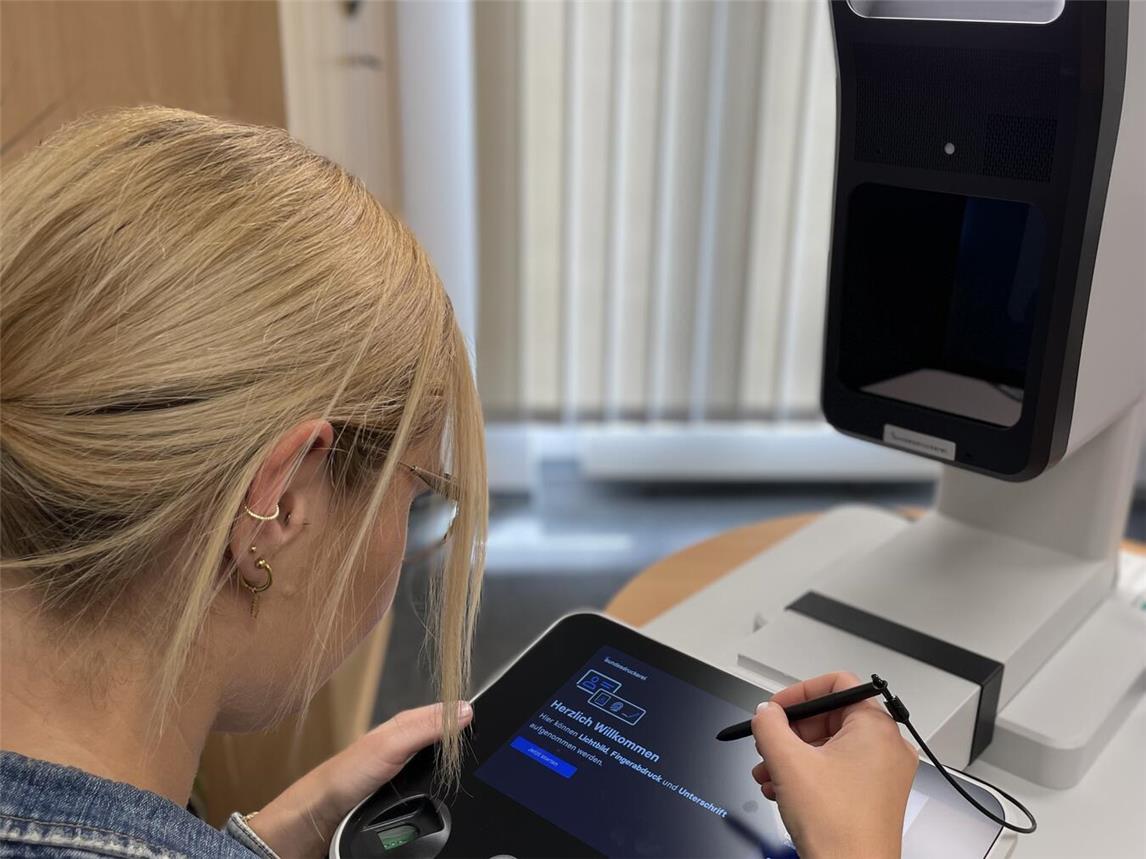 Ab sofort möglich: Digitale Passbilder im Rathaus Kalkar