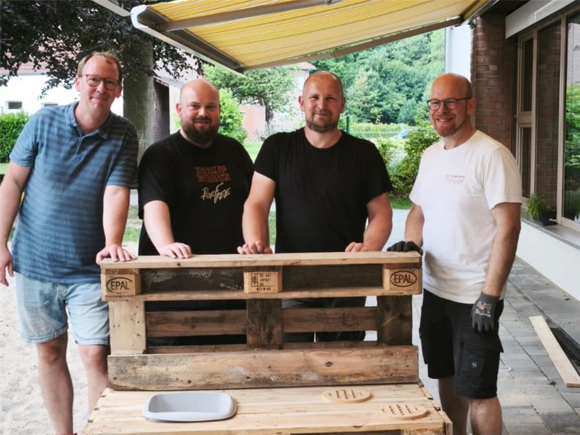 Neue Matschküchen für den Kindergarten St. Markus