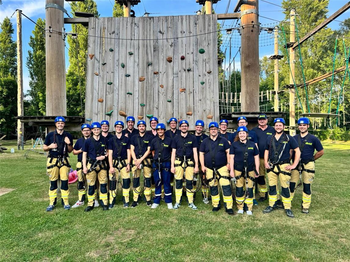 Förderverein ermöglicht einen Ausflug in die Höhe für die Löscheinheit Xanten-Mitte