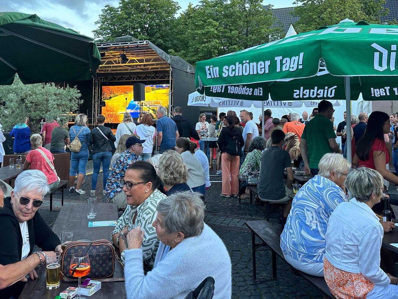 Händler für Feierabendmarkt in Goch gesucht 