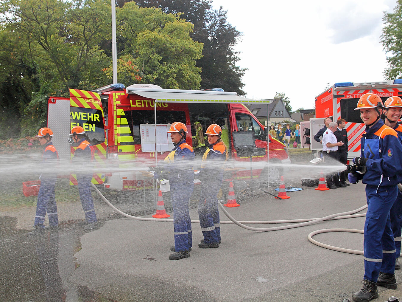 Löschgruppe Auwel-Holt-Vorst feierte 100 Jahre Bestehen 