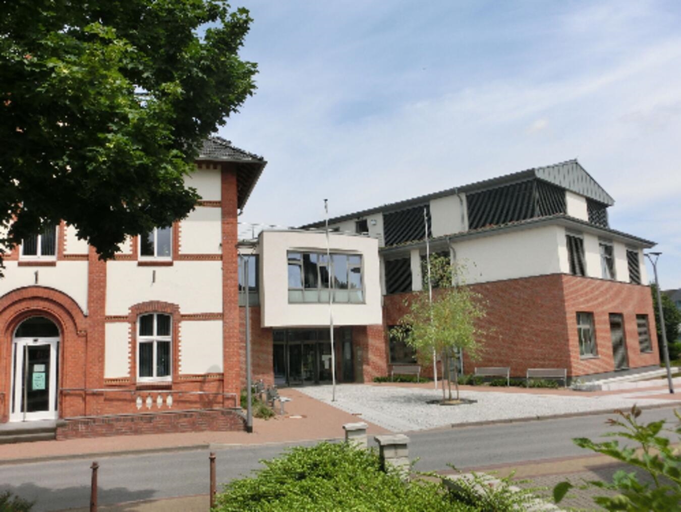 Die Bürgermeister-Kandidaten in Alpen 