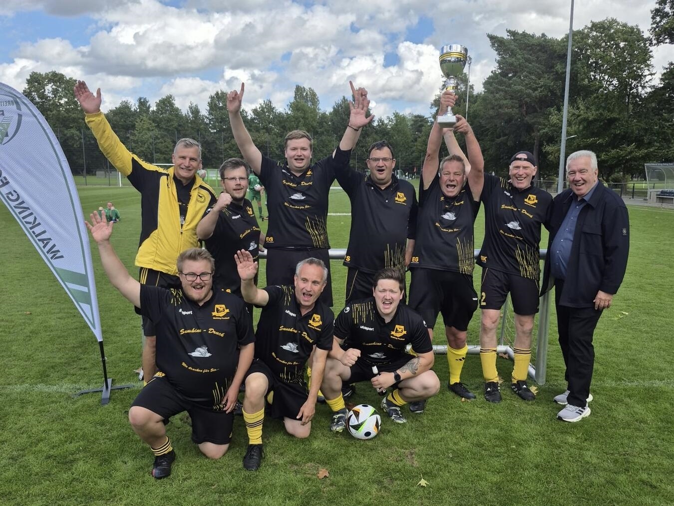 Walking Footballer der Borussia aus Veen gewinnen den Niederrhein-Pokal