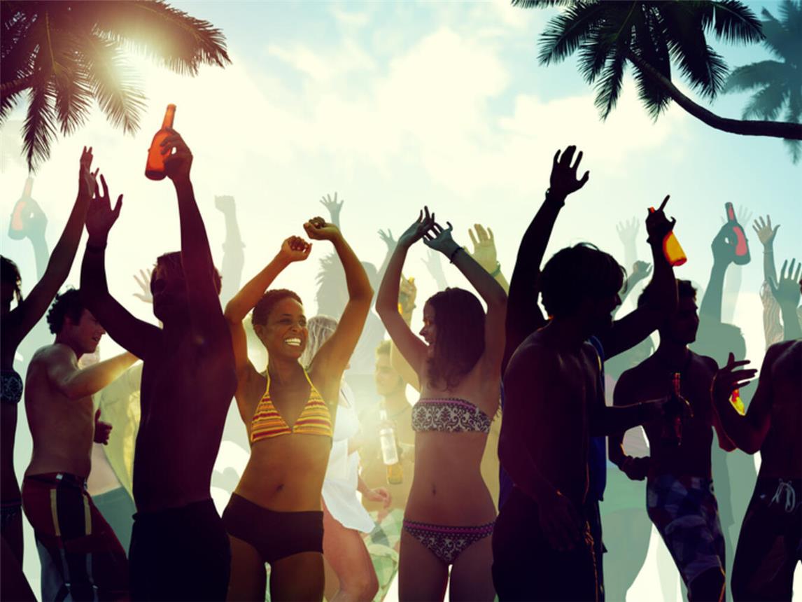 Weeze tanzt open air