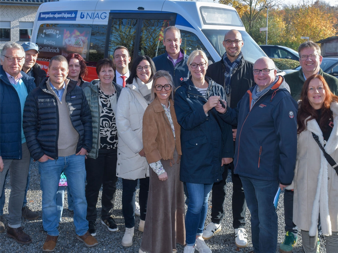 Alpen: Neuer Bürgerbus übergeben