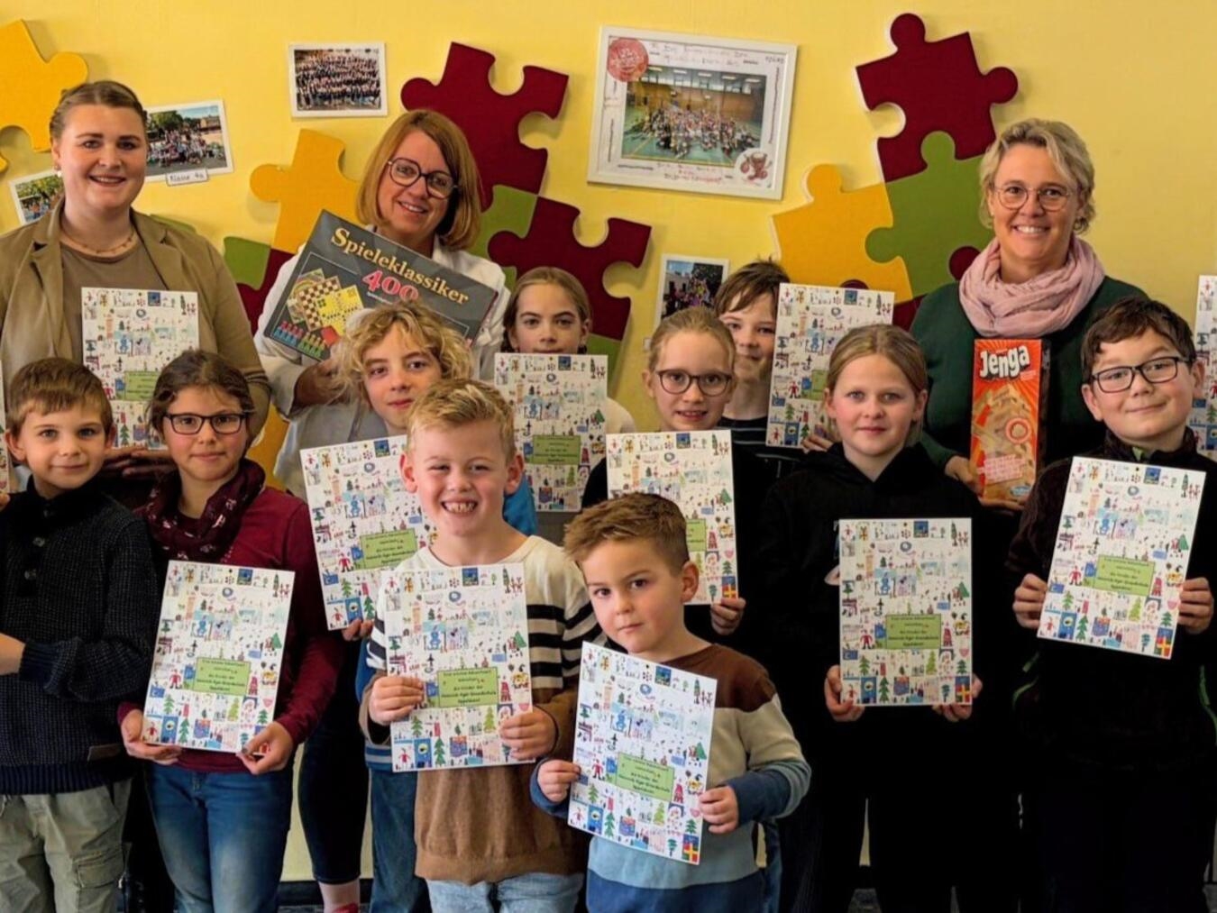 Adventskalender der Heinrich-Eger-Grundschule feiert zehntes Jubiläum