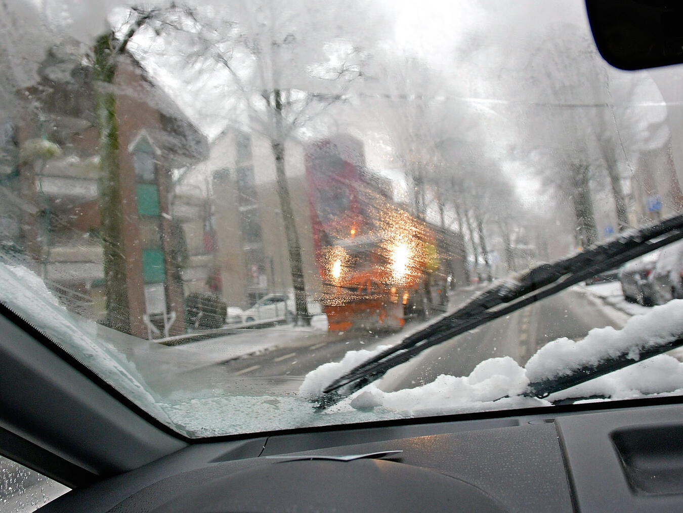 Schnee und Glätte sorgen für 78 Unfälle im Kreis Wesel 