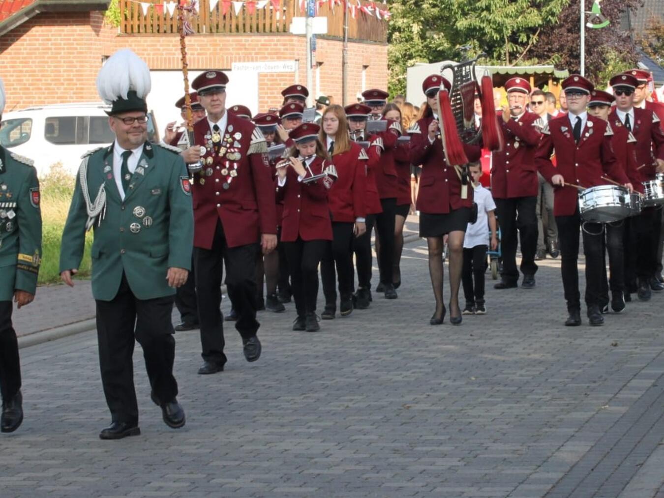 Tambour-Korps Veen 1964 feiert 60-jähriges Jubiläum 