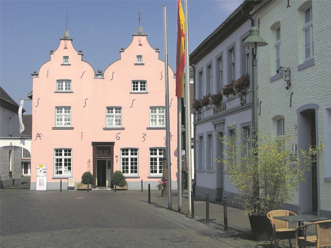 Geänderte Öffnungszeiten im Juni