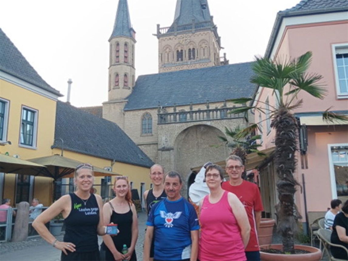 Gutenachtlauf in Xanten: Gemeinsam bei Vollmond für den Tierschutz laufen