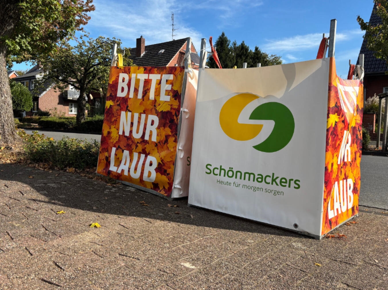 Erstmals Laubsammelbehälter auch in Issum 
