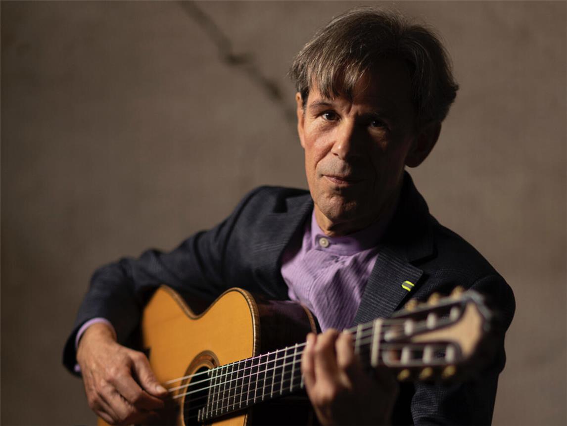 Gitarrenkonzert mit Norbert van Os