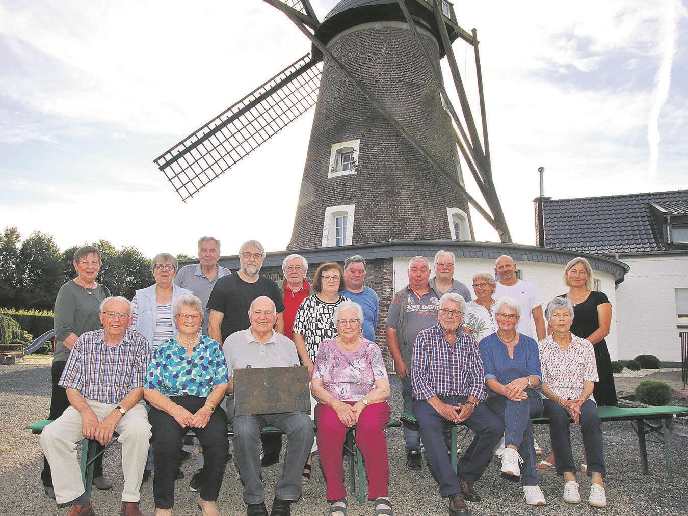 Nachbarschaft „Zum Grunen Wald“ feierte 300. Jubiläum 