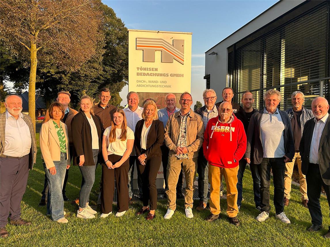 Gocher Wirtschafts-Beirat zu Gast bei Tönisen in Kessel
