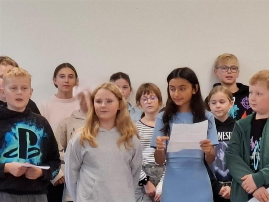 Wiedersehensfreude an der Sekundarschule Alpen