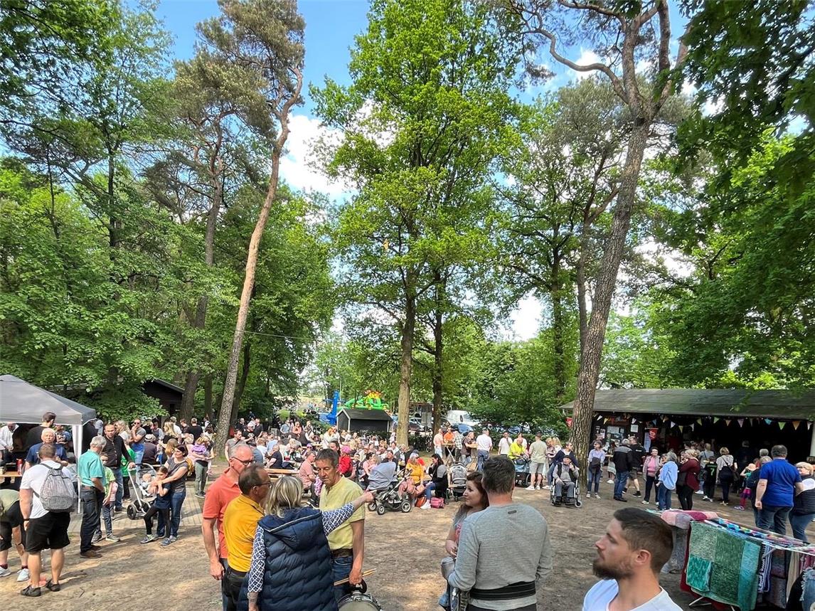 Martins-Event auf dem Waldspielplatz