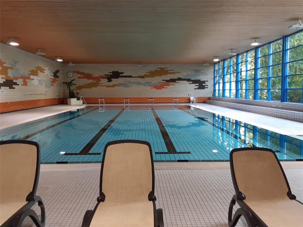 Solvay-Hallenbad wird frühestens im Dezember fertig