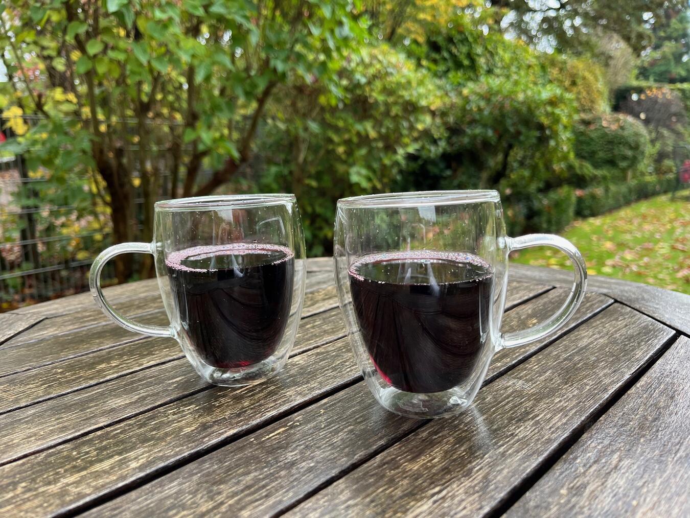 Lions unterstützen Hospizarbeit mit Glühwein, Punsch und Schmalzstullen 