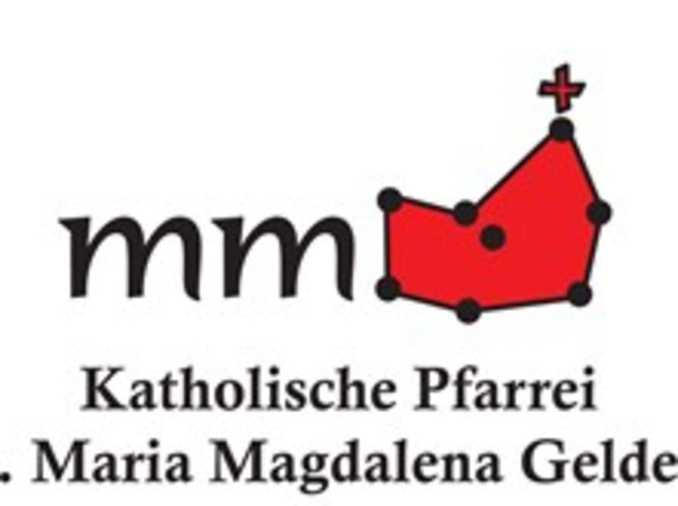 24 Familien gestalten ein Fenster zum Advent 