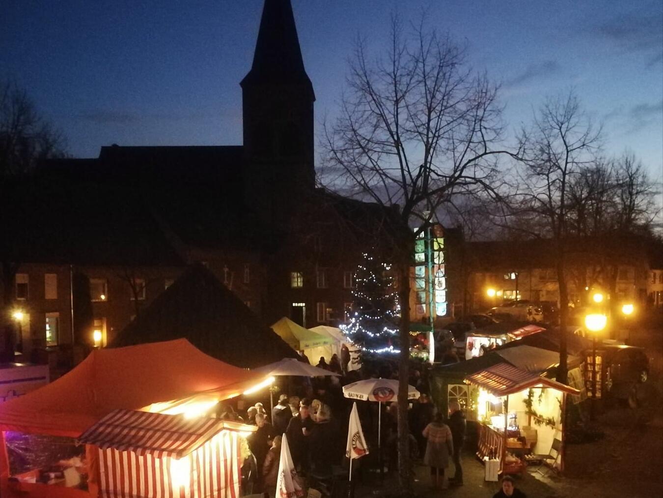 Weihnachtsmarkt in Grieth 