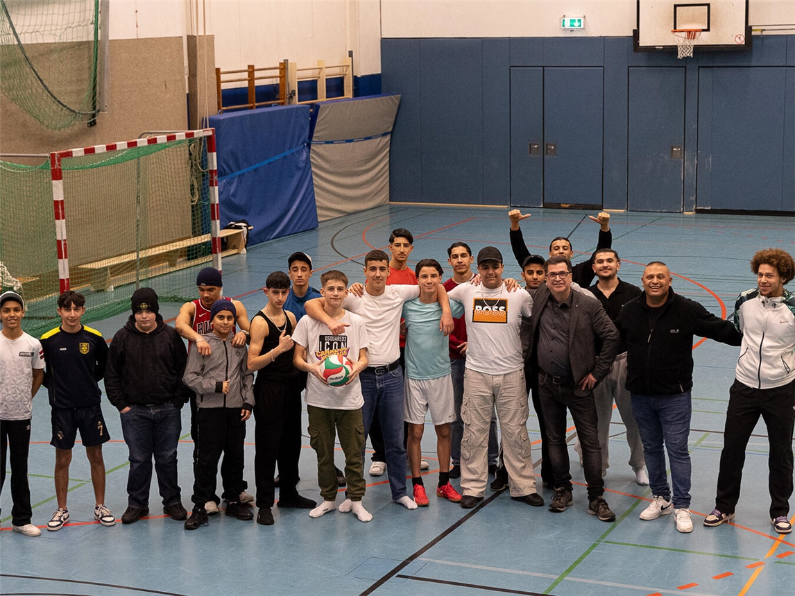 TuS 08 Rheinberg lädt zum „Sport um Mitternacht“