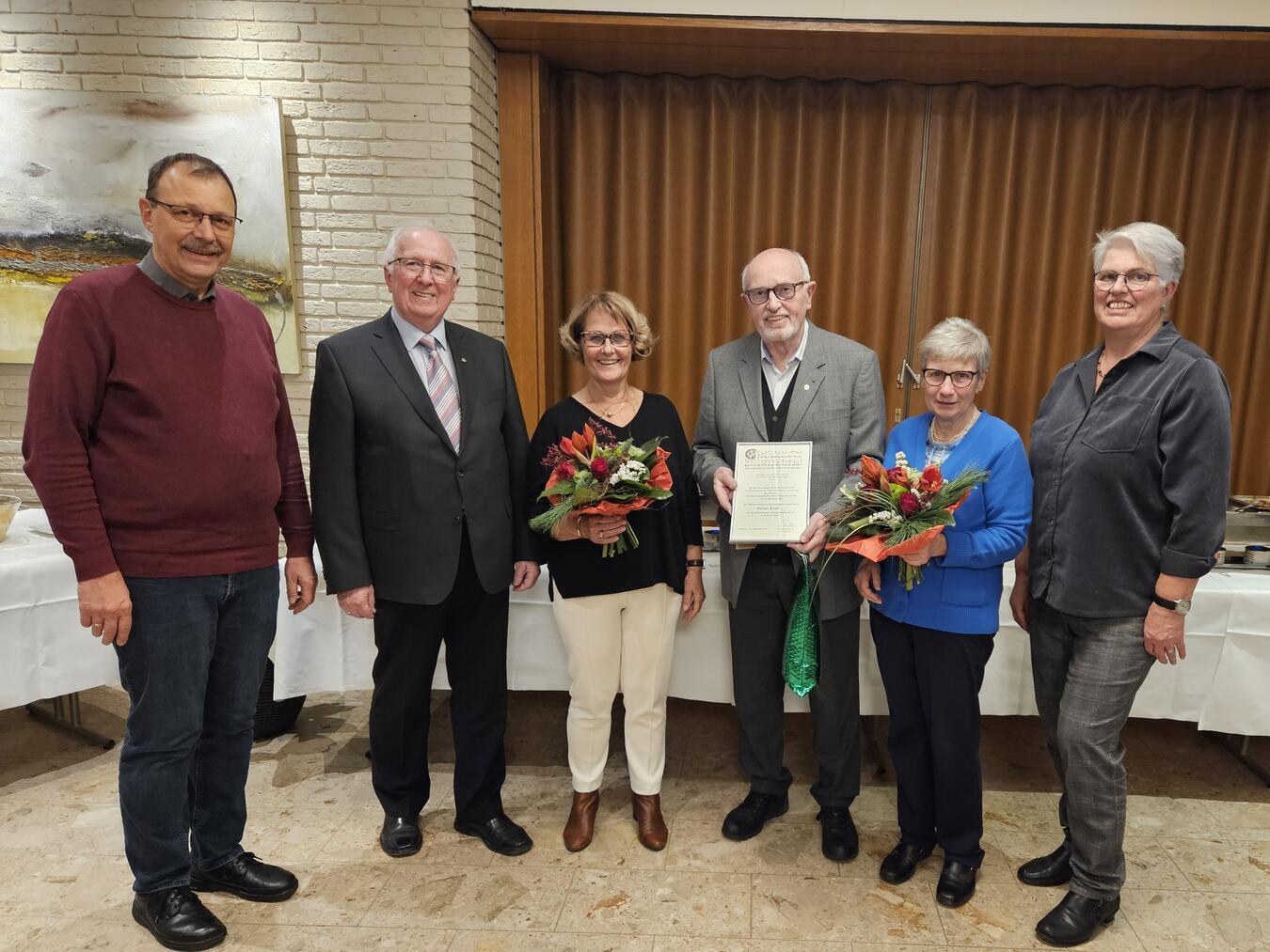 Arnold-Janssen-Kirchenchor: Cäcilienfest mit Jubilar-Ehrungen 