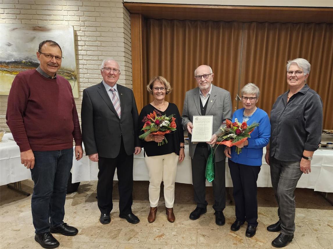 Arnold-Janssen-Kirchenchor: Cäcilienfest mit Jubilar-Ehrungen