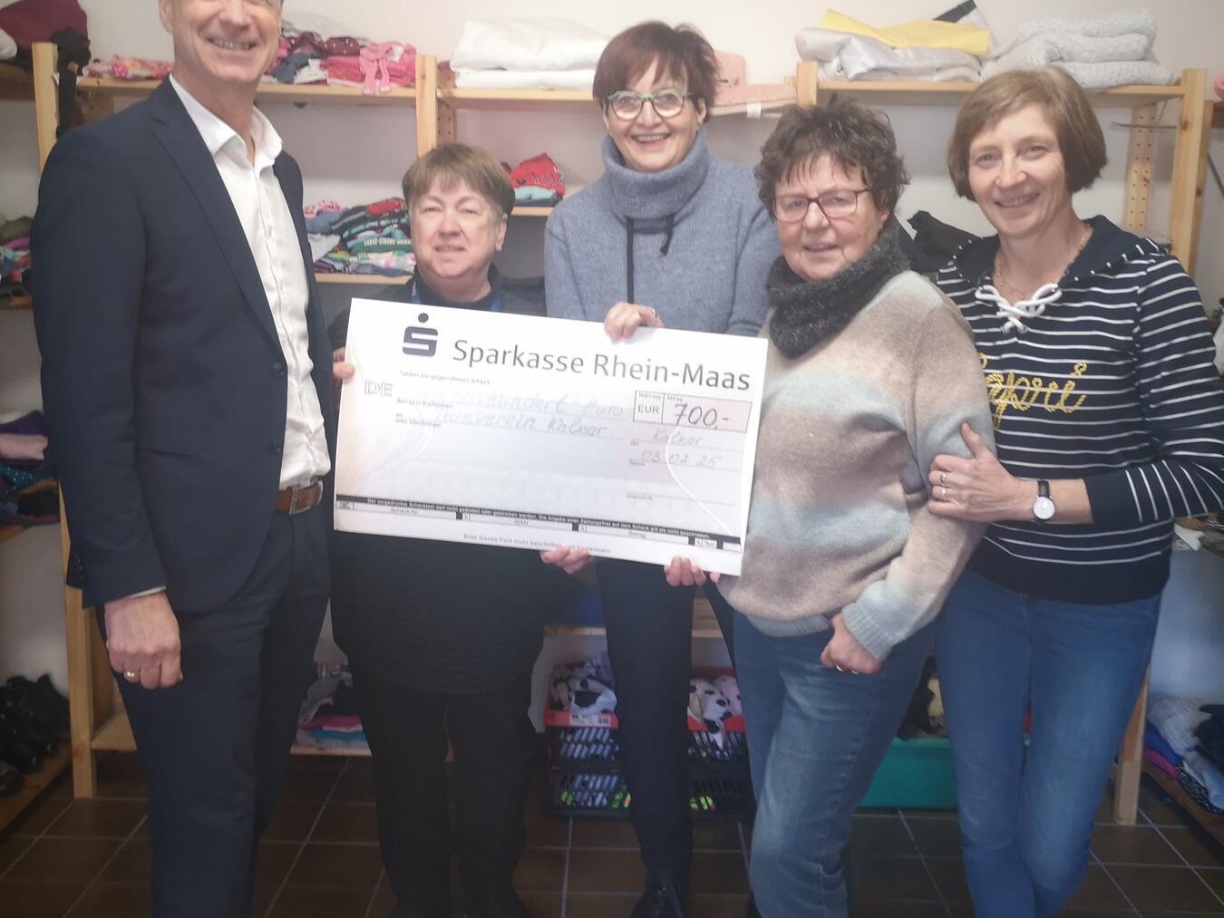 Kleiderkammer spendet an den Turnverein Kalkar 