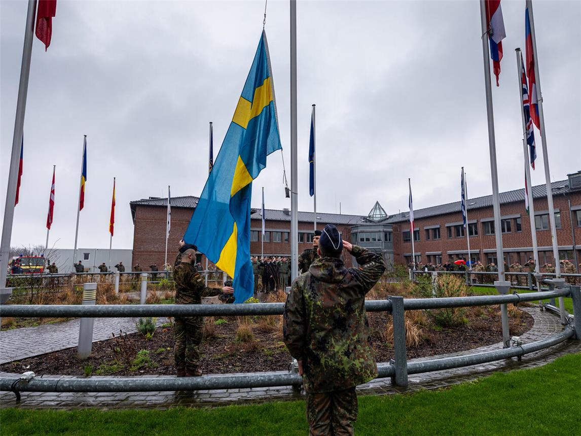 Schwedische Flagge weht auf dem Paulsberg