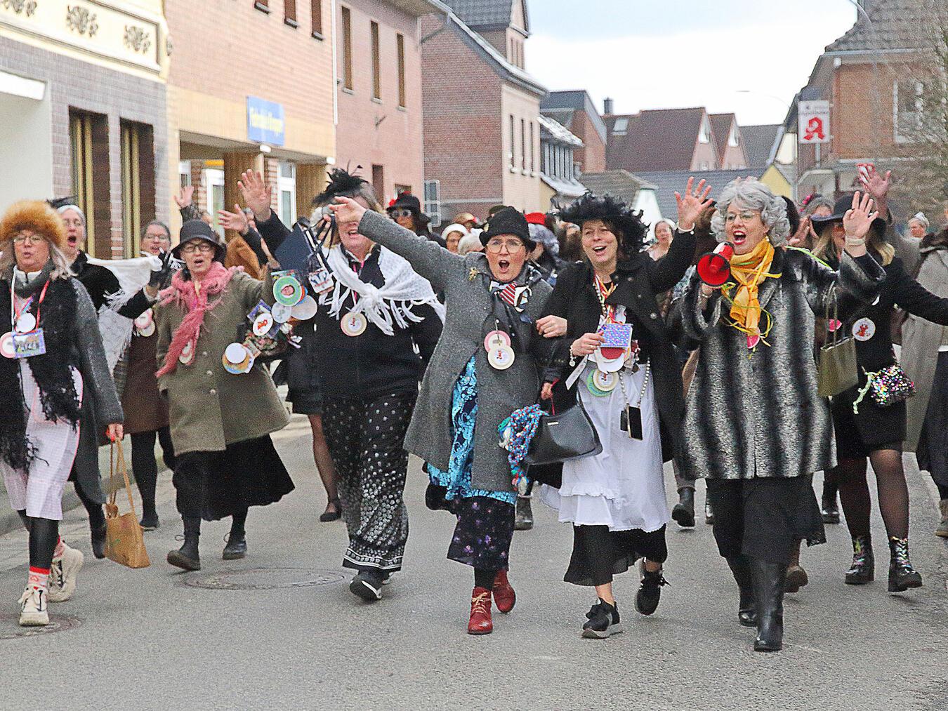 Möhnensturm in Rheurdt 