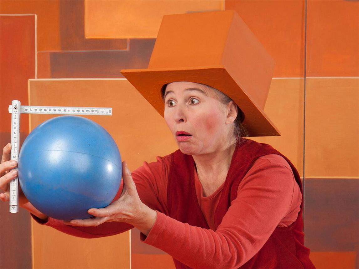 „Ein Viereck (k)reist durchs Kugelland“