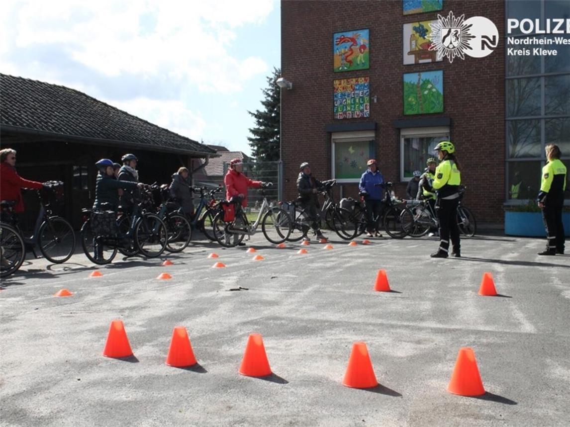 Pedelec-Training bei der Polizei